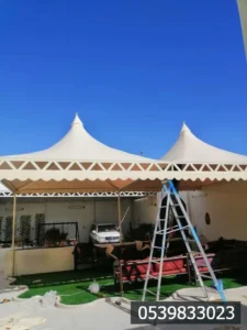 مظلات هرميه