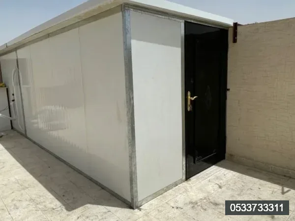 هناجر — ساندوتش بانل في جدة