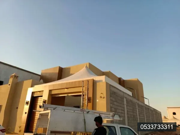 مظلات هرميه — مظلات هرمية في جدة