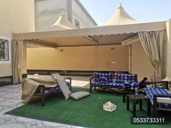 مظلات هرميه — مظلات هرمية في جدة