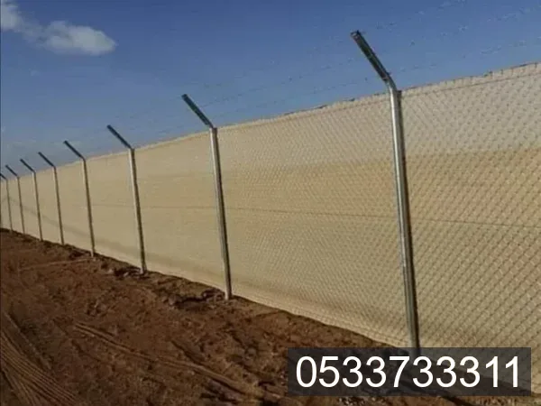 المزرعة والورشة: متى يحتاج السور والهنجر — شبوك تحويش في جدة